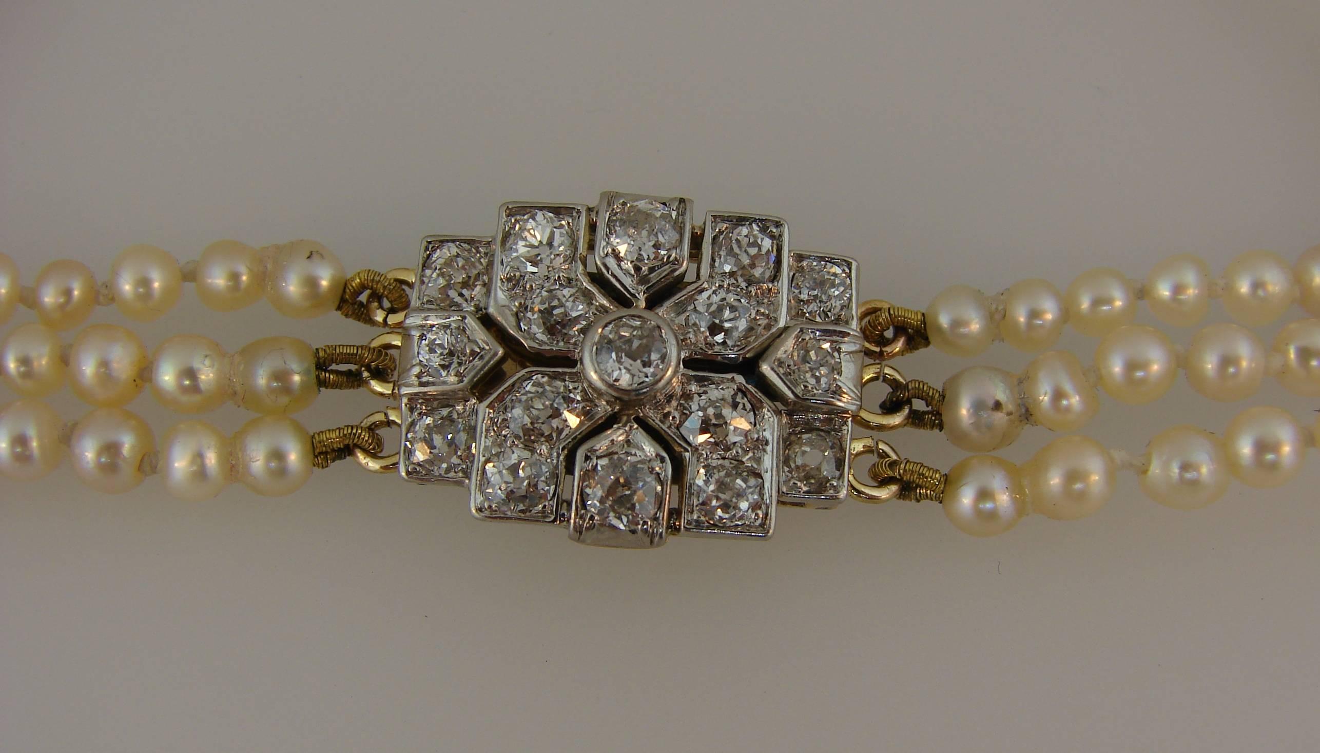 Victorian Natural Saltwater Pearl Necklace with Diamond Clasp In Excellent Condition For Sale In Beverly Hills, CA