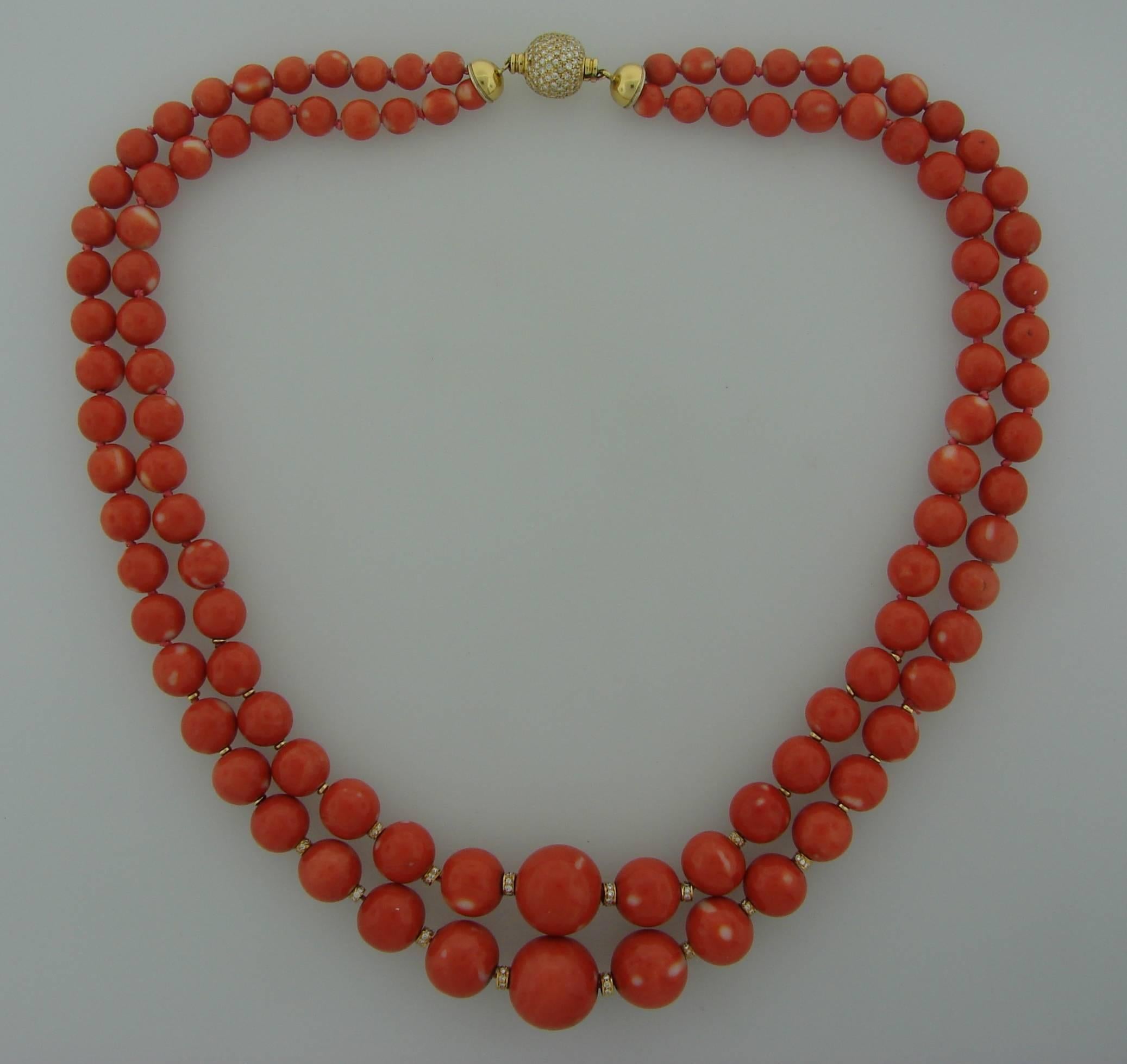 c.1970s Coral Bead Necklace with Diamond & Yellow Gold Clasp by SALAVETTI In Excellent Condition In Beverly Hills, CA