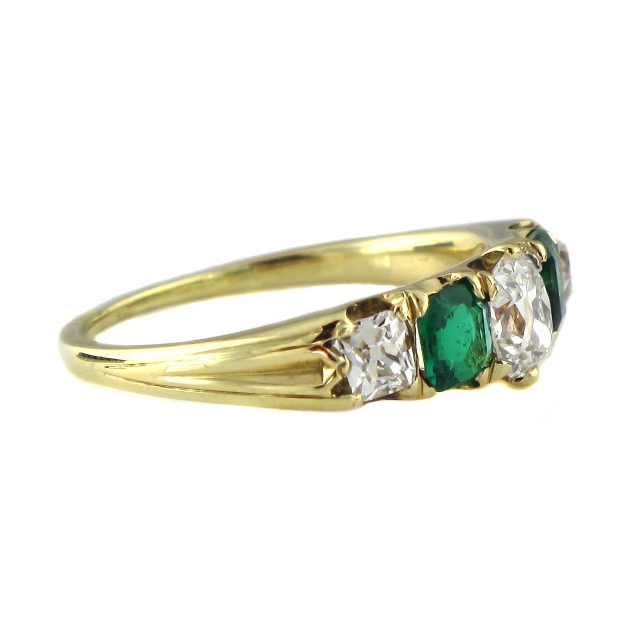 Women's Antique Victorian Five Stone Emerald Diamond Gold Ring For Sale