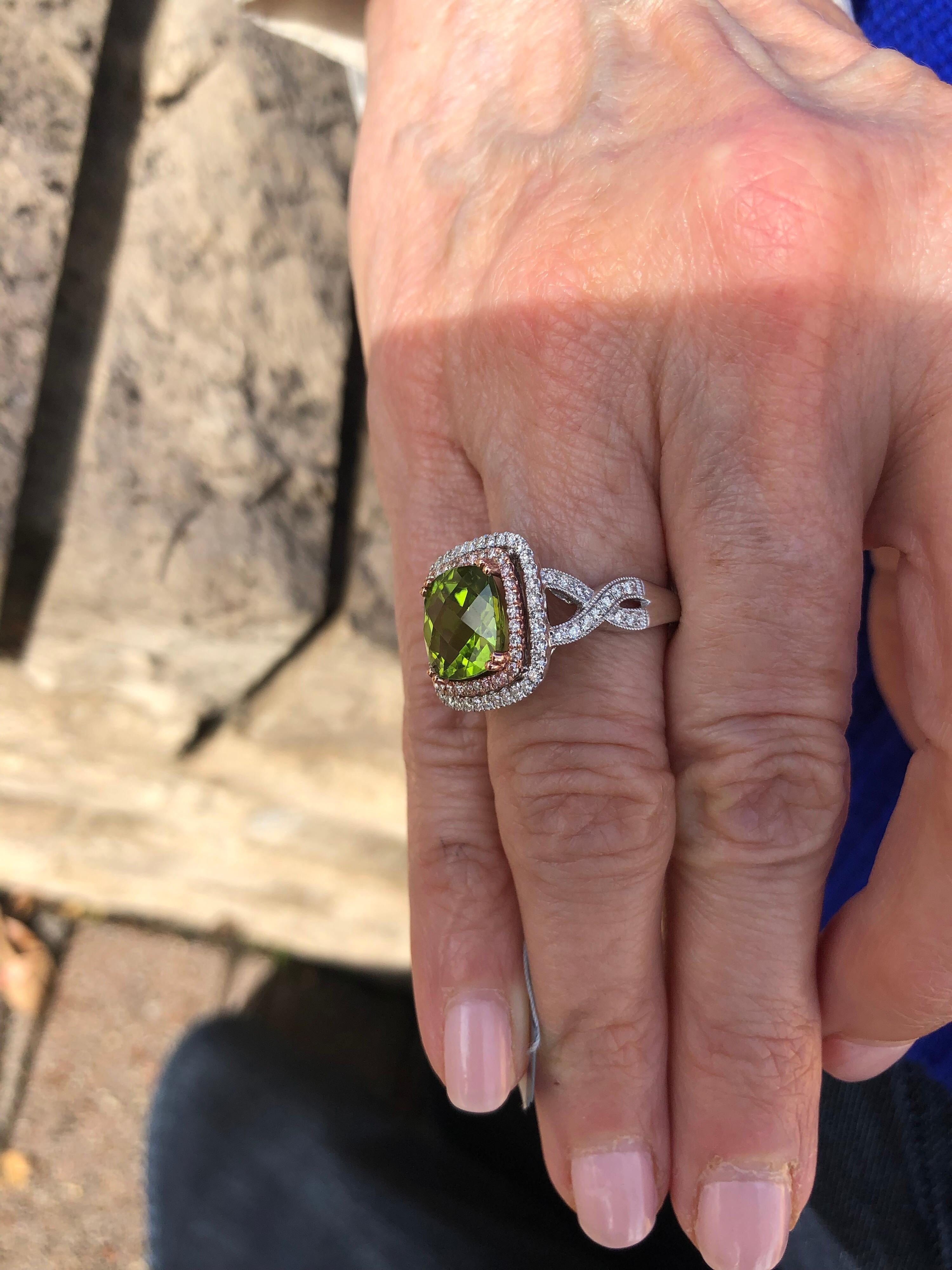 Women's Jewels by Jacob White Gold and Peridot Ring with Rose Gold Accents