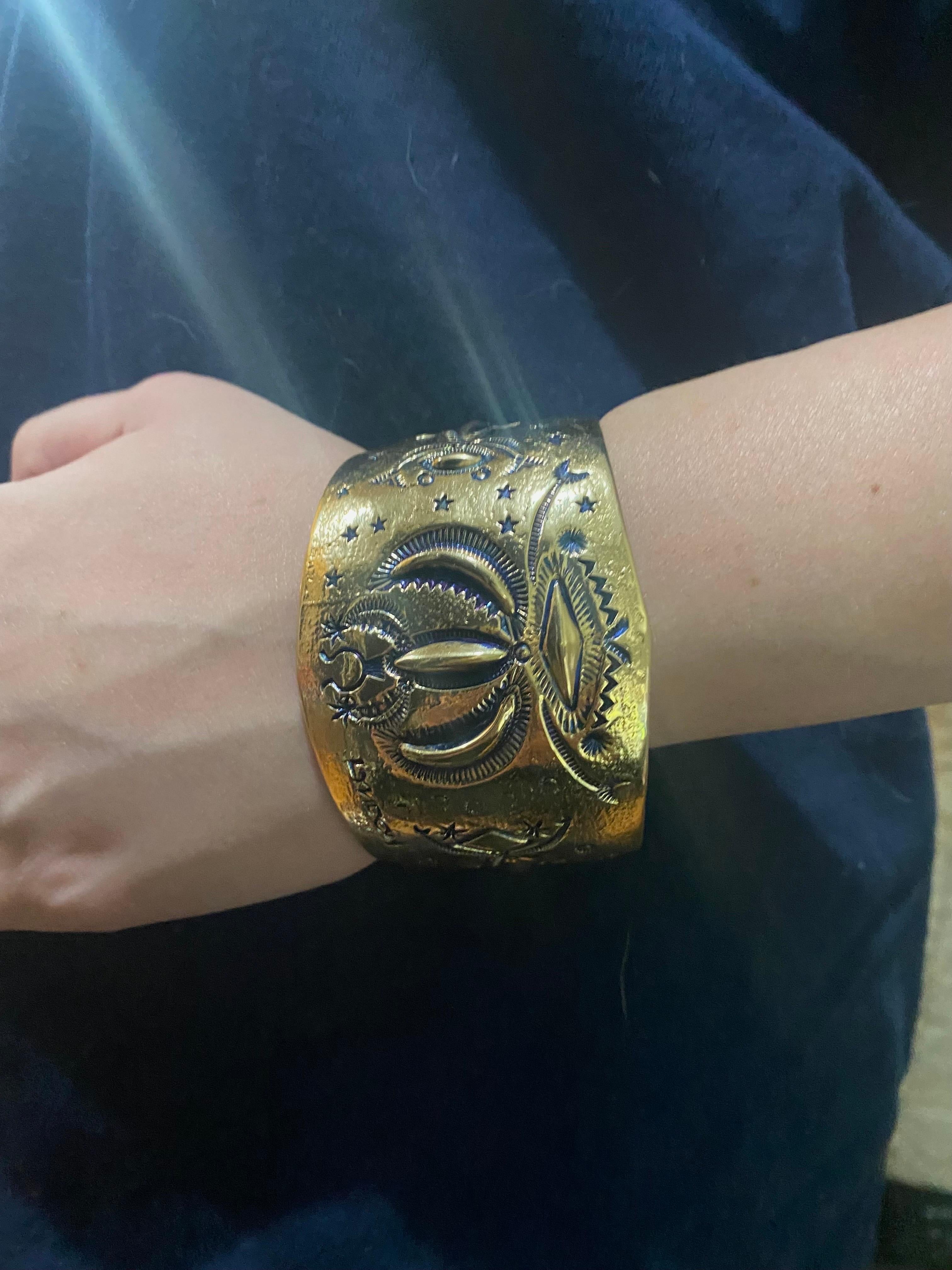 Navajo Lyndon Tsosie Manschette aus massivem 18 Karat Gelbgold 2