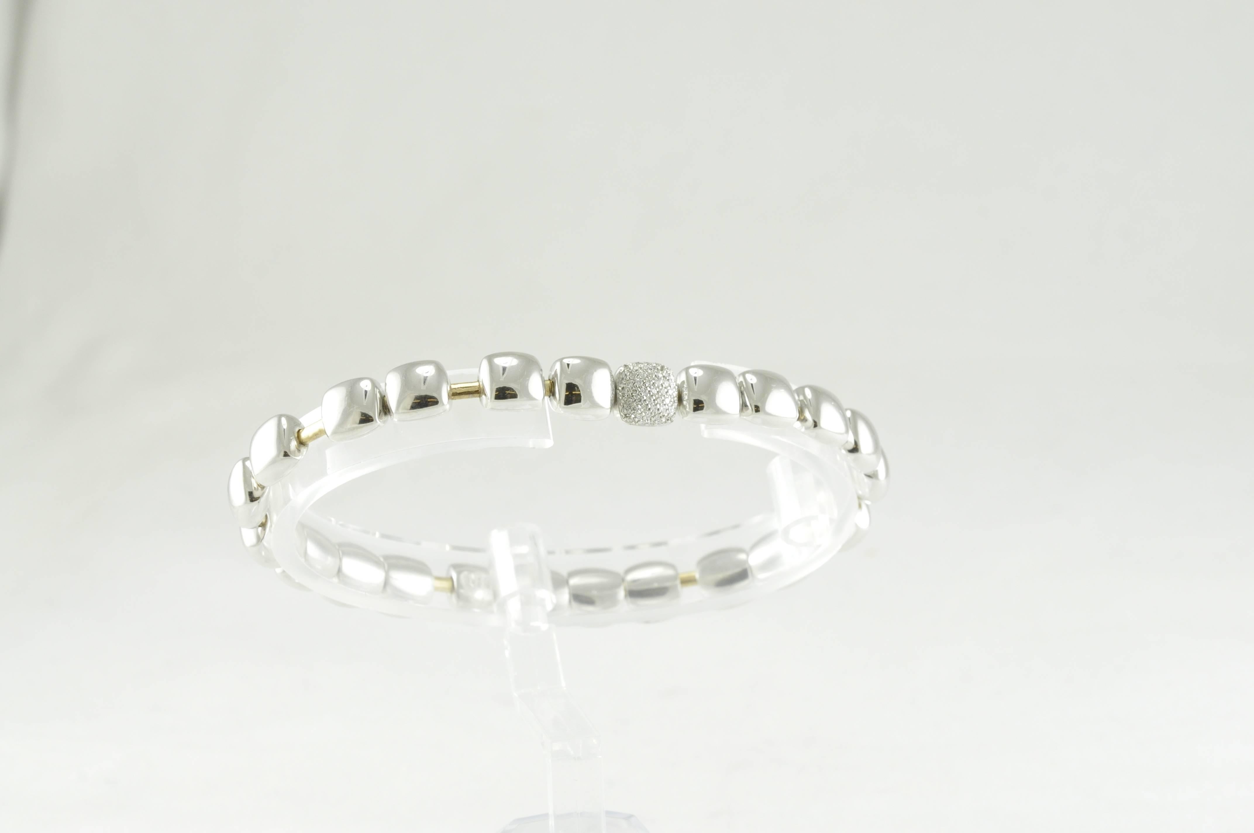 Modern 18 Karat White Gold and Diamond Stretch Bracelet