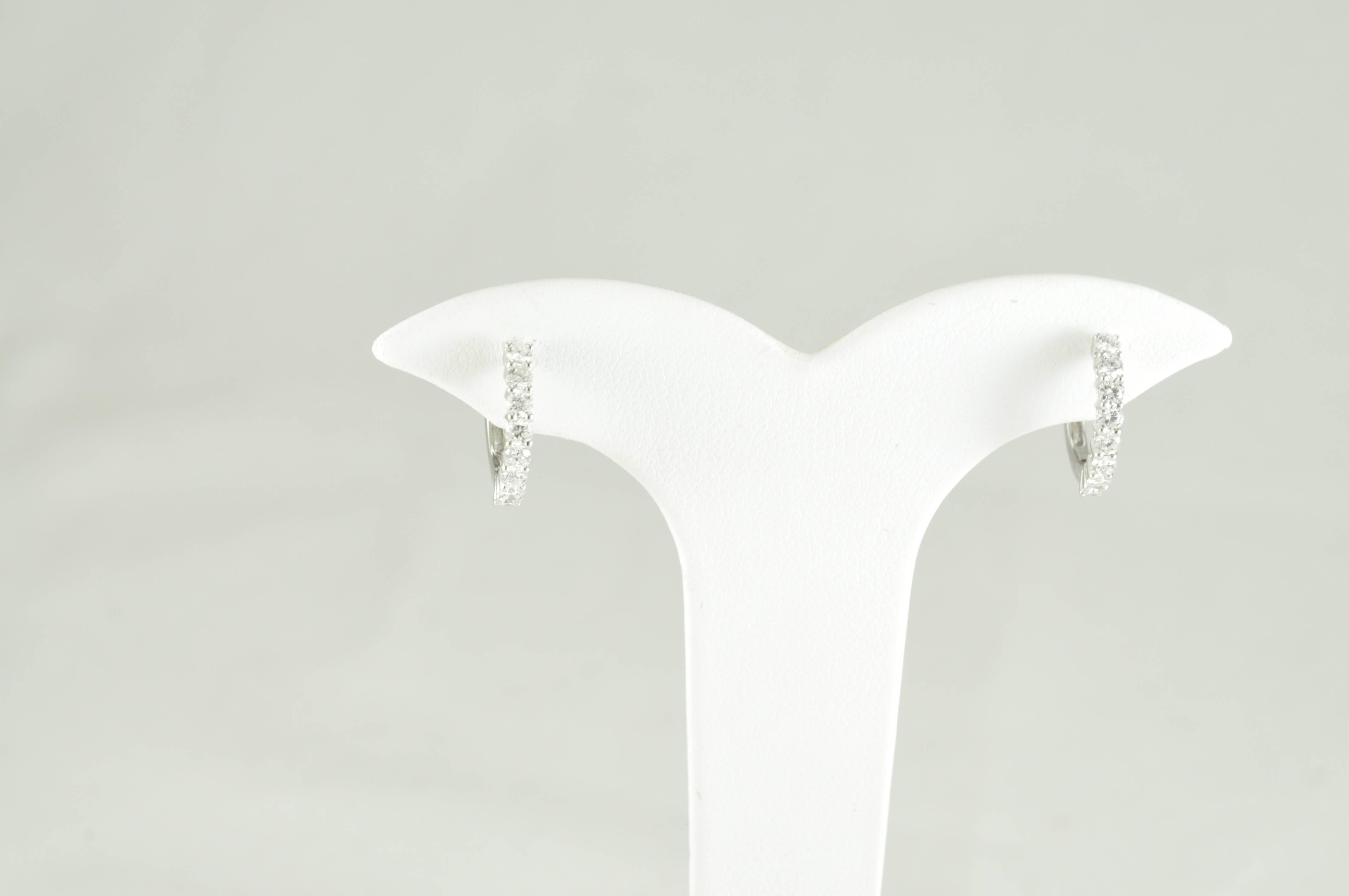 18k White Gold Diamond Hoop Earrings with 0.64ctw Round Diamonds