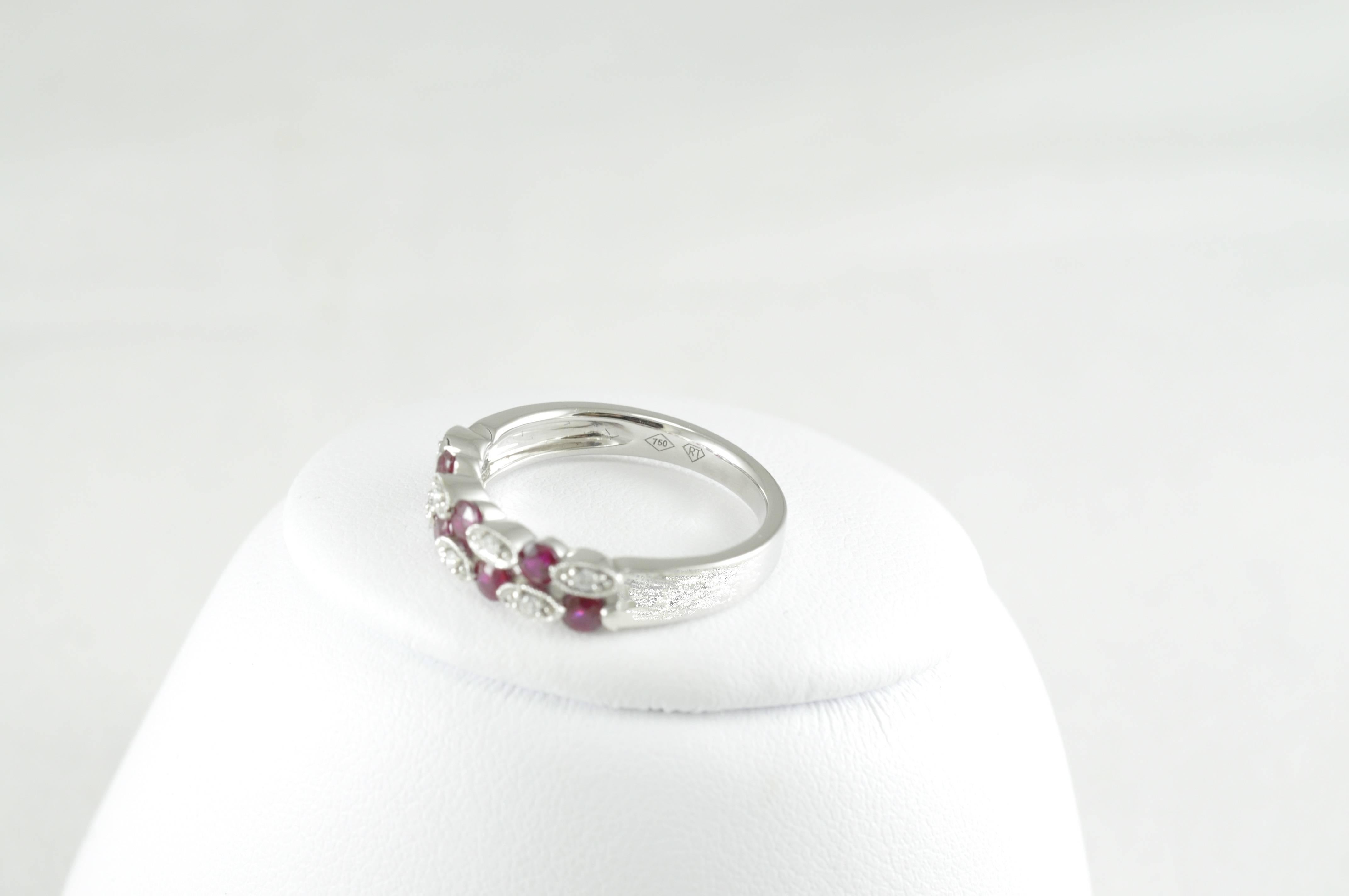 Round Cut Gold Diamond and Ruby Ring