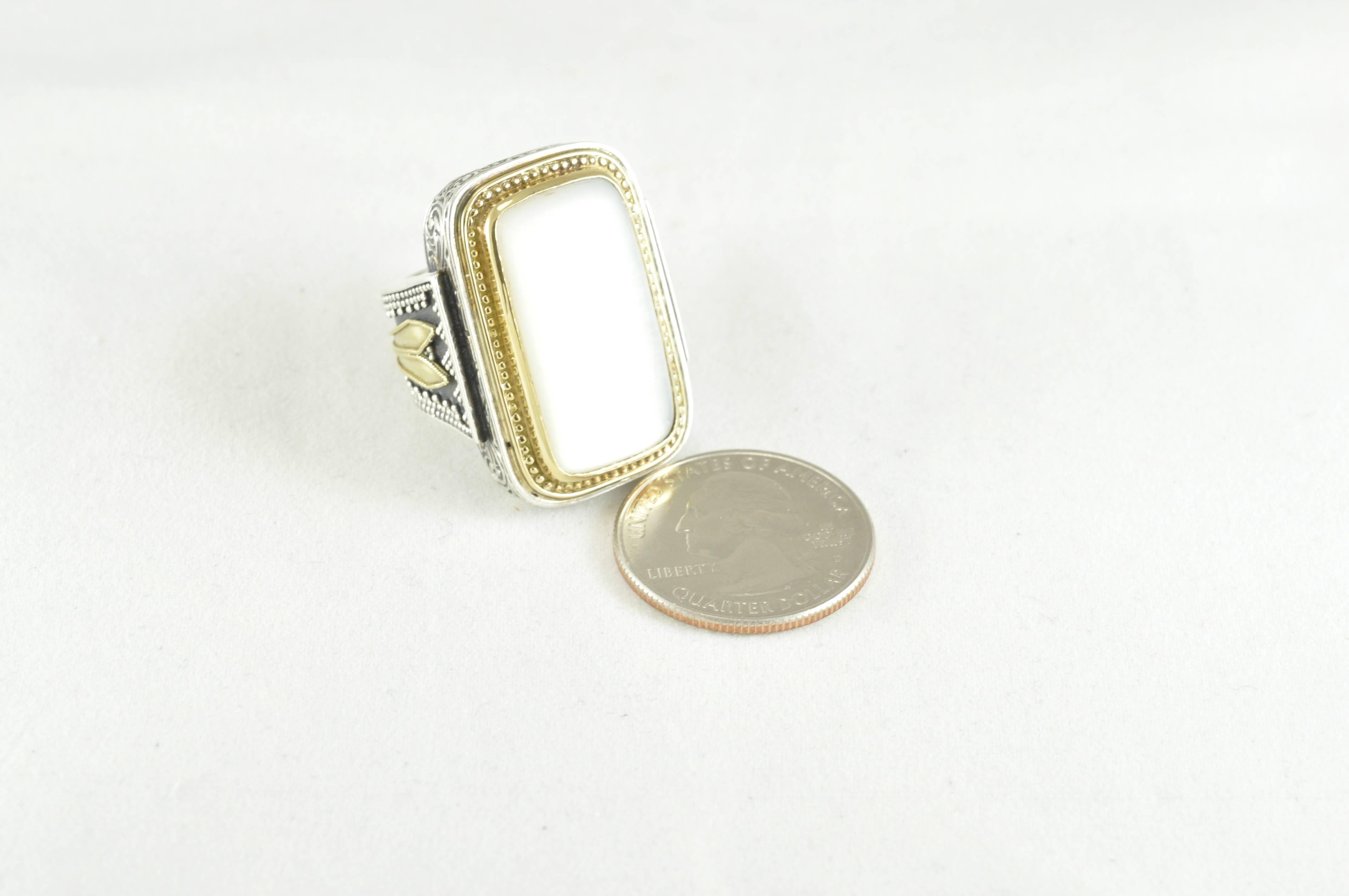 Konstantino Two-Tone Mother-of-Pearl Ring In Excellent Condition In Dallas, TX