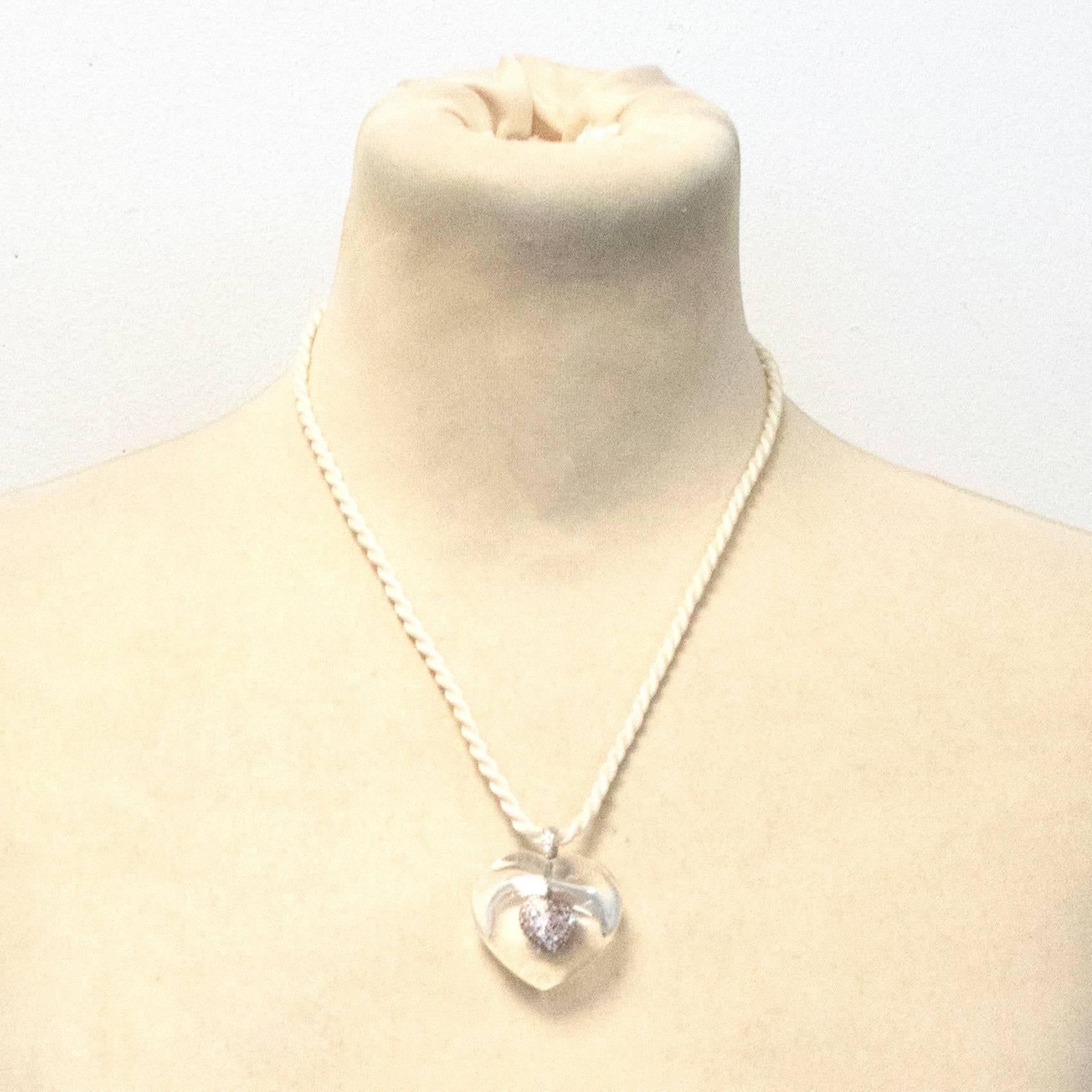 18 Carat Heart Necklace with a Crystal Heart Pendant For Sale 1