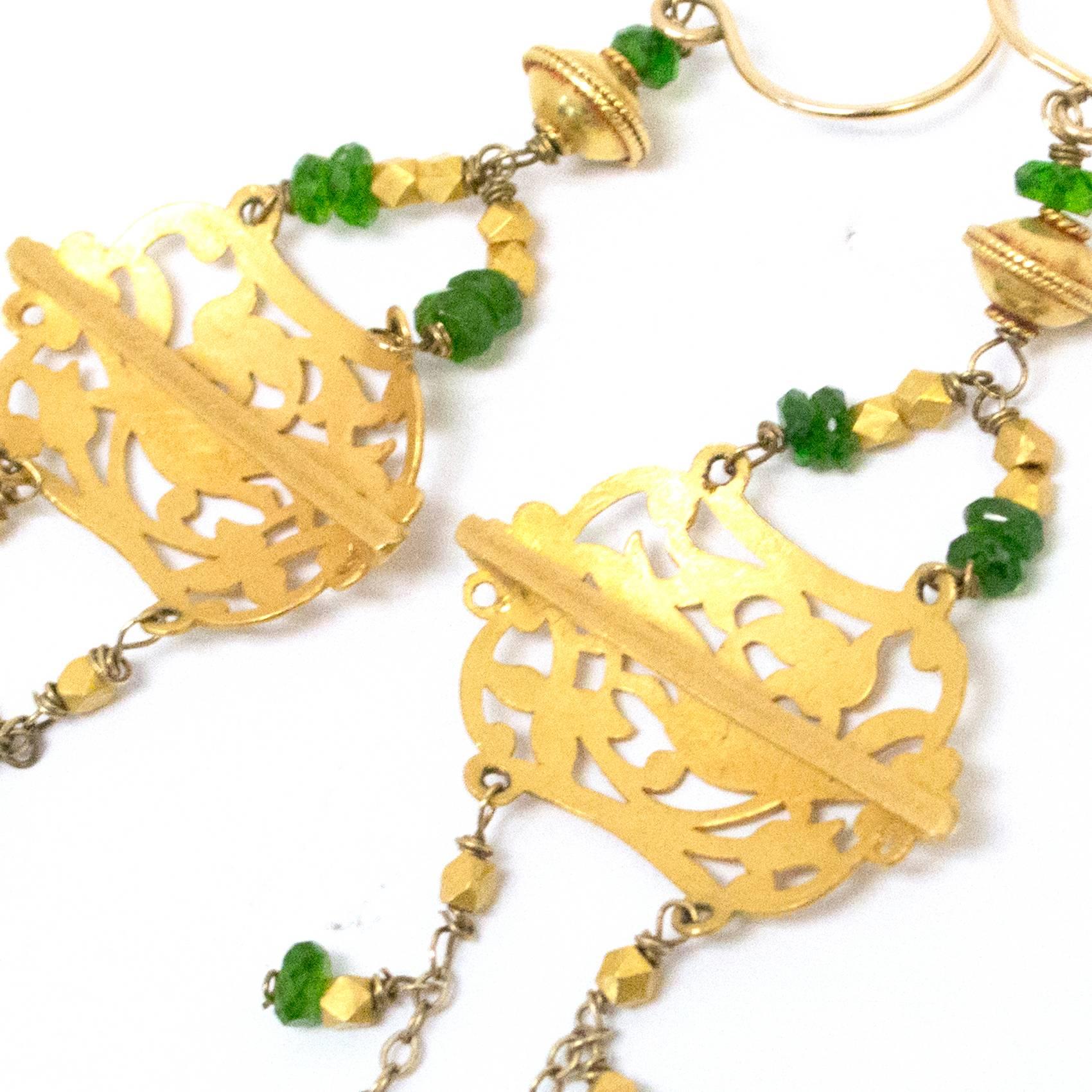 Gold Beaded Necklace and Earrings For Sale 2