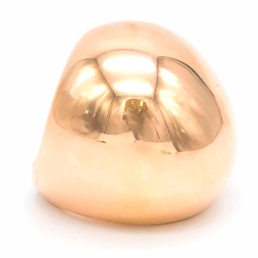 Baenteli 18K gold sphere ring.
Made in Switzerland. 

18K gold. 
Sphere ring. 
Features signature Baenteli logo engraved on ring. 

Colour: Gold. 

Approx Measurements: 
Finger Size- Size 10
Circumference- 5.5
Diameter- 2cm
