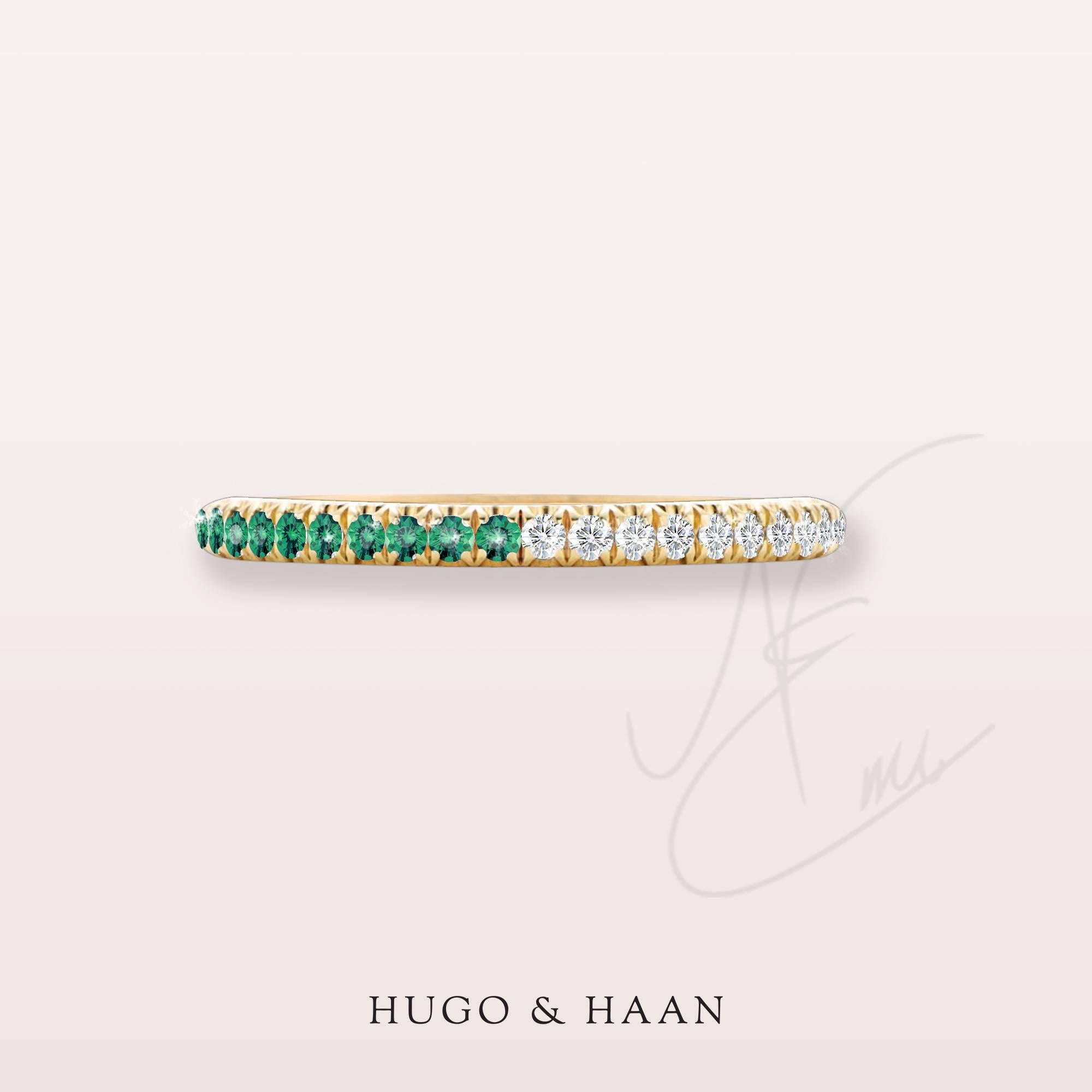 Round Cut Hugo & Haan Yellow Gold Emerald Diamond Bicolour Ring For Sale