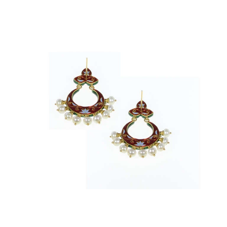 Mughal Style Indian Chand Bali Earrings with Rose Cut Diamonds Pearls and Enamel by Amyn The Jeweler ™

Recreation of Jewelry worn by The Mughal's who ruled India from the early Fifteen Hundreds until the late Eighteen Hundreds.

The Rose Cut