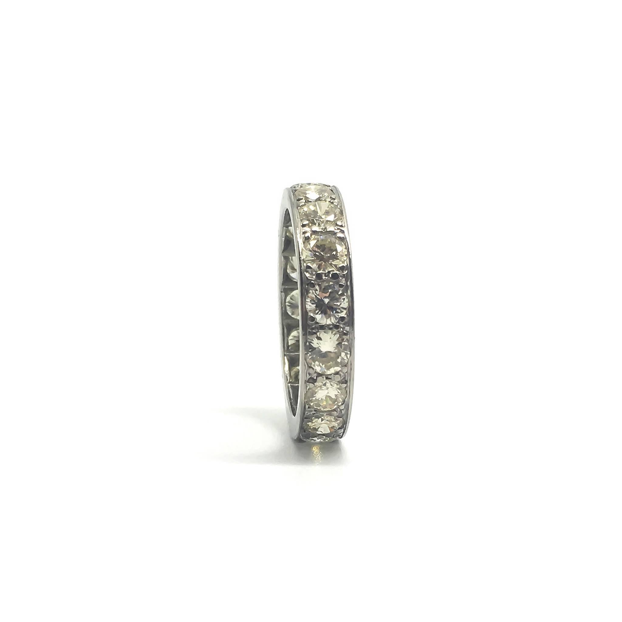 3.0 Carat Diamond Palladium Eternity Ring circa 1950 In Excellent Condition In Farnham, GB