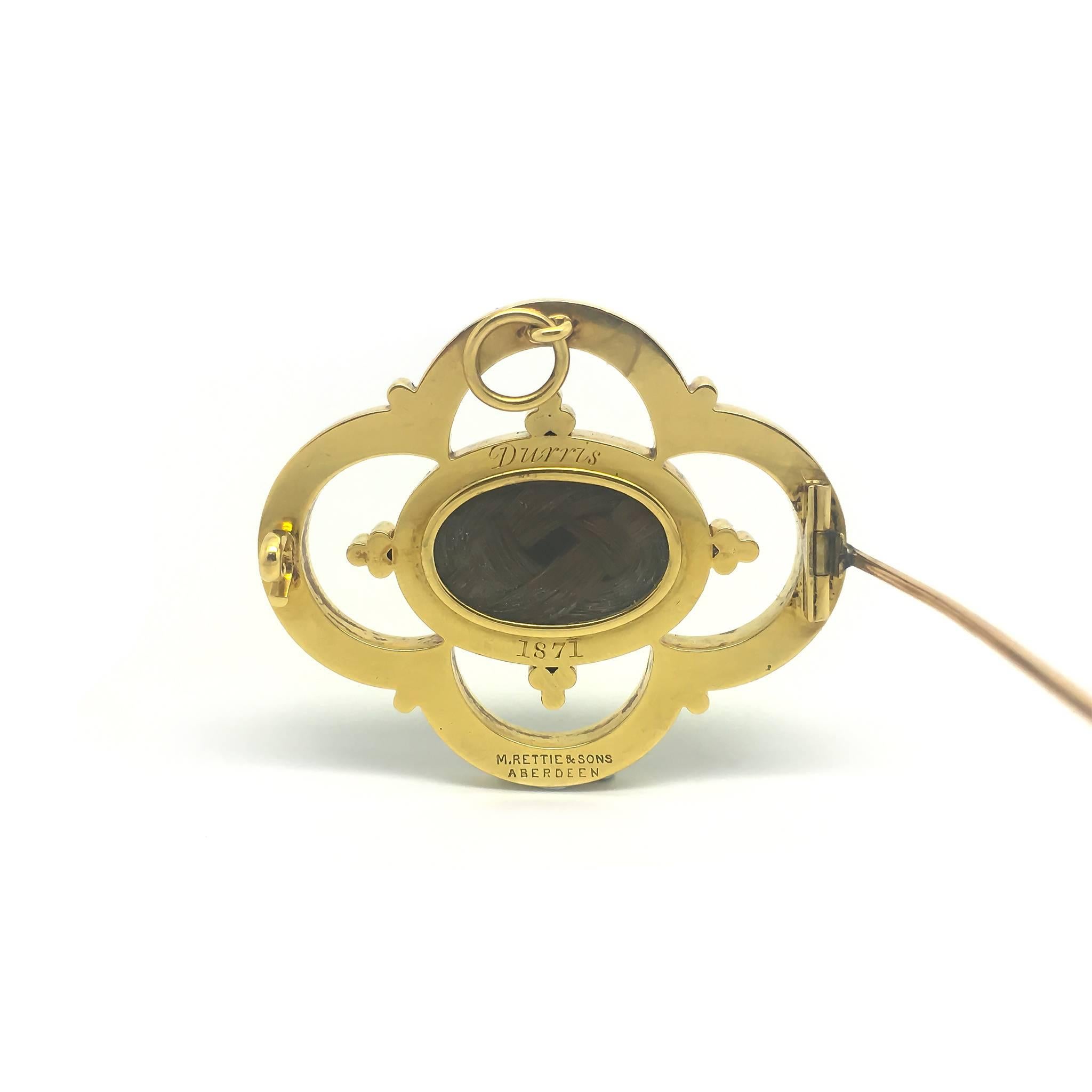 High Victorian Victorian Scottish M. Rettie & Sons Granite Enamel Gold  Mourning Brooch For Sale