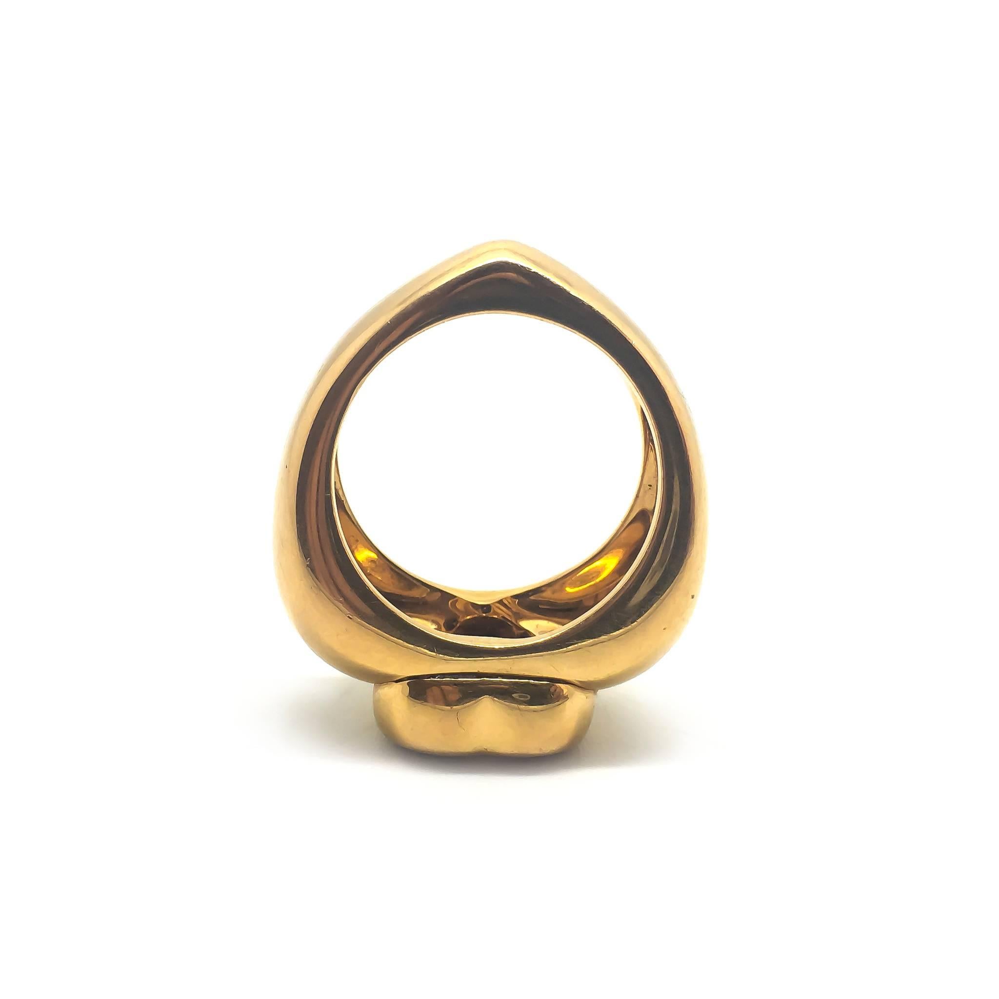 Women's Piaget Garnet Heart Ring For Sale