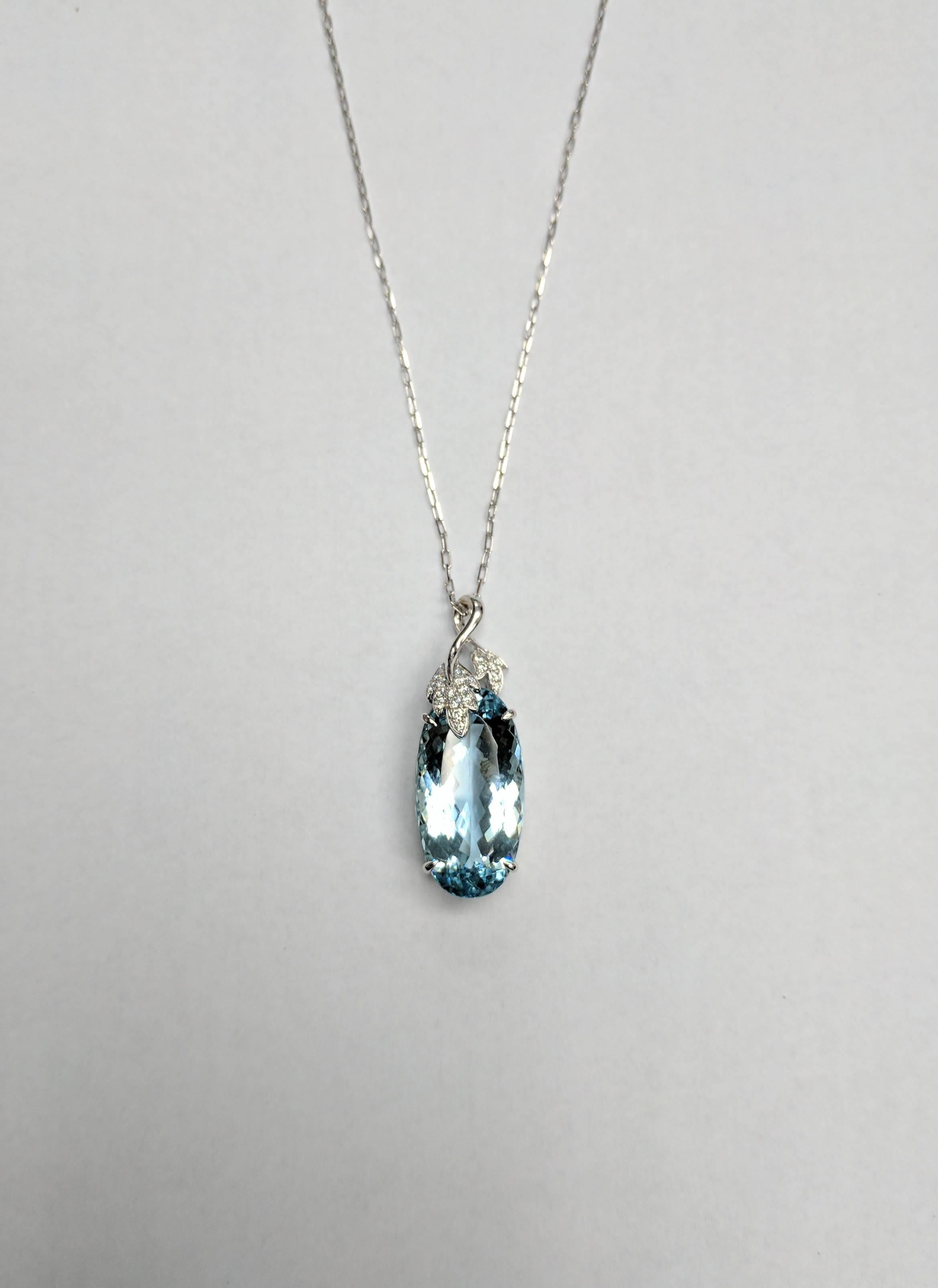 One-of-a-kind Frederic Sage oval Aquamarine pendant with diamond leaf bale and chain (included) set in 18 karat white gold

Total Aquamarine weight: 17.77 ct
Total diamond count: 21 
Total diamond weight: 0.21 ct