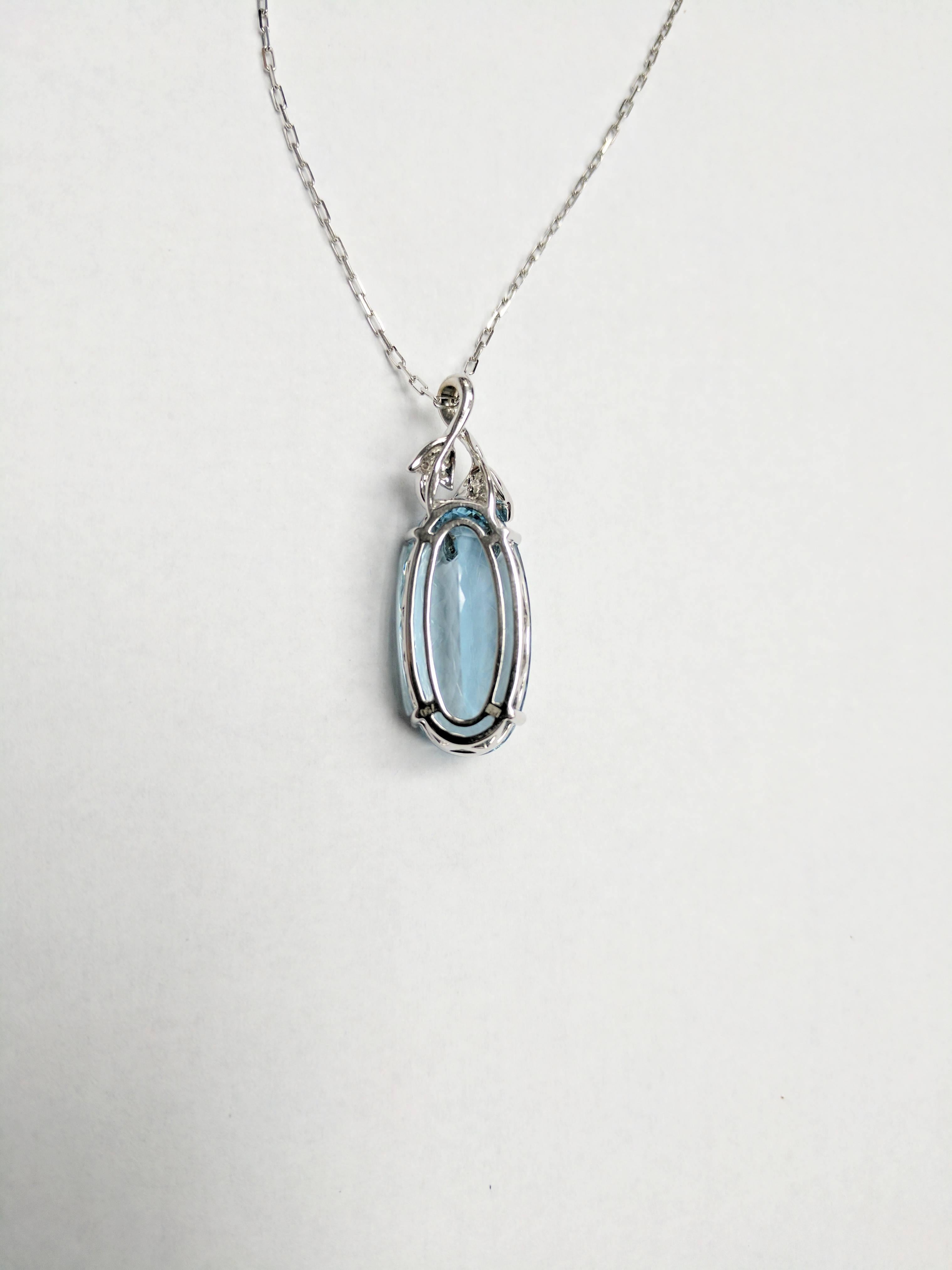 Contemporary Frederic Sage 17.77 Carat Aquamarine Diamond Pendant with Chain