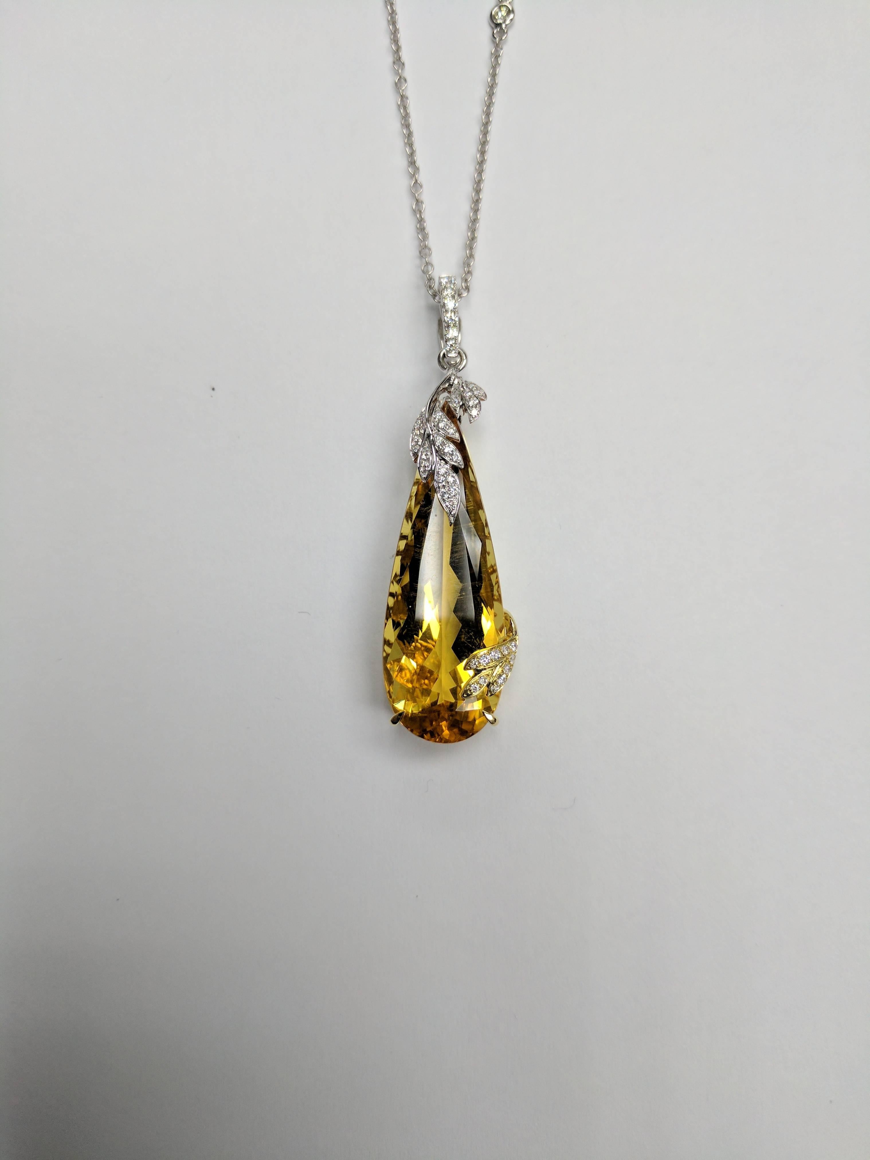 Frederic Sage 20.55 Carat Yellow Beryl Diamond Pendant Necklace In New Condition In New York, NY