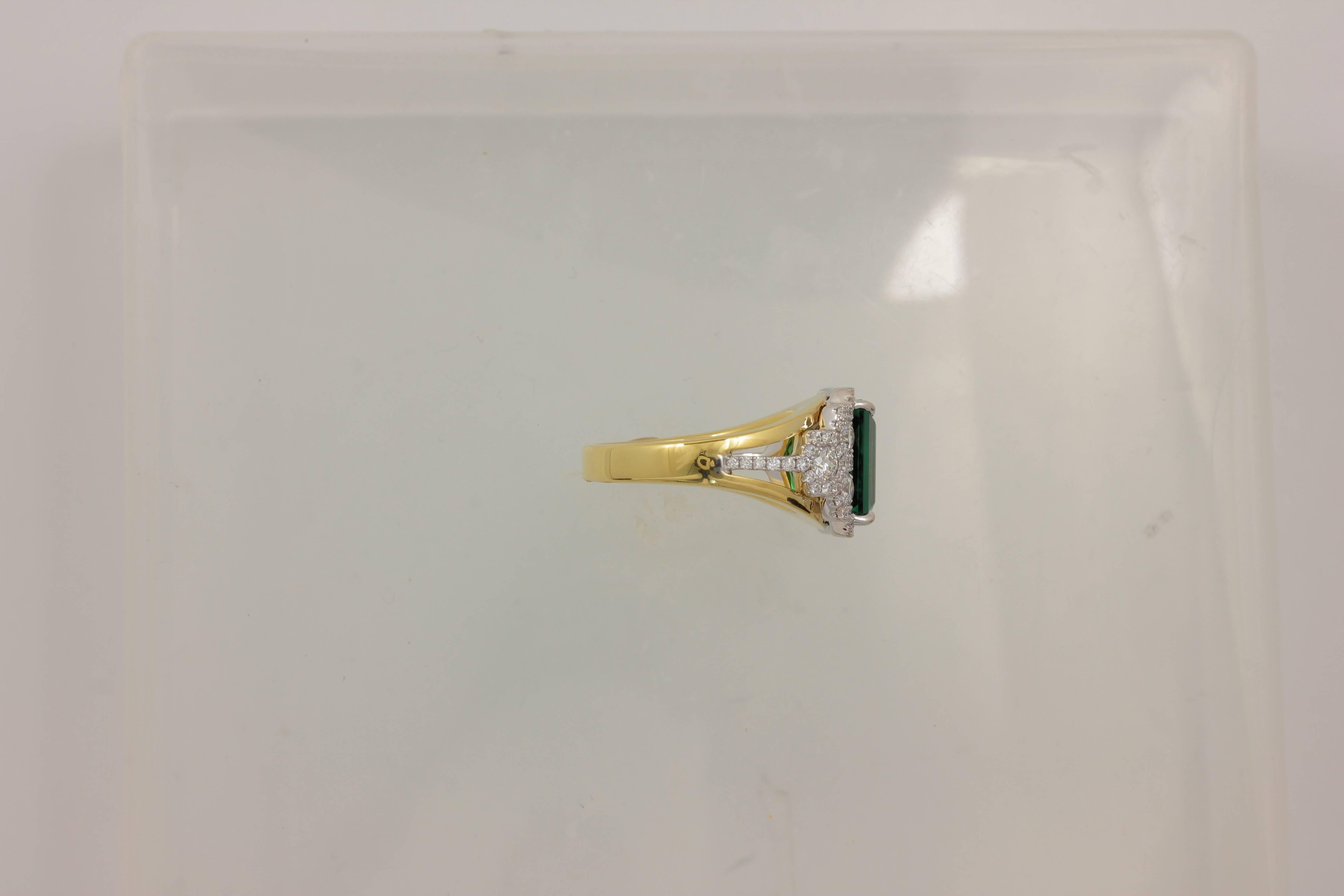 Contemporary Frederic Sage 4.88 Carat Fine Green Tourmaline Diamond Ring For Sale