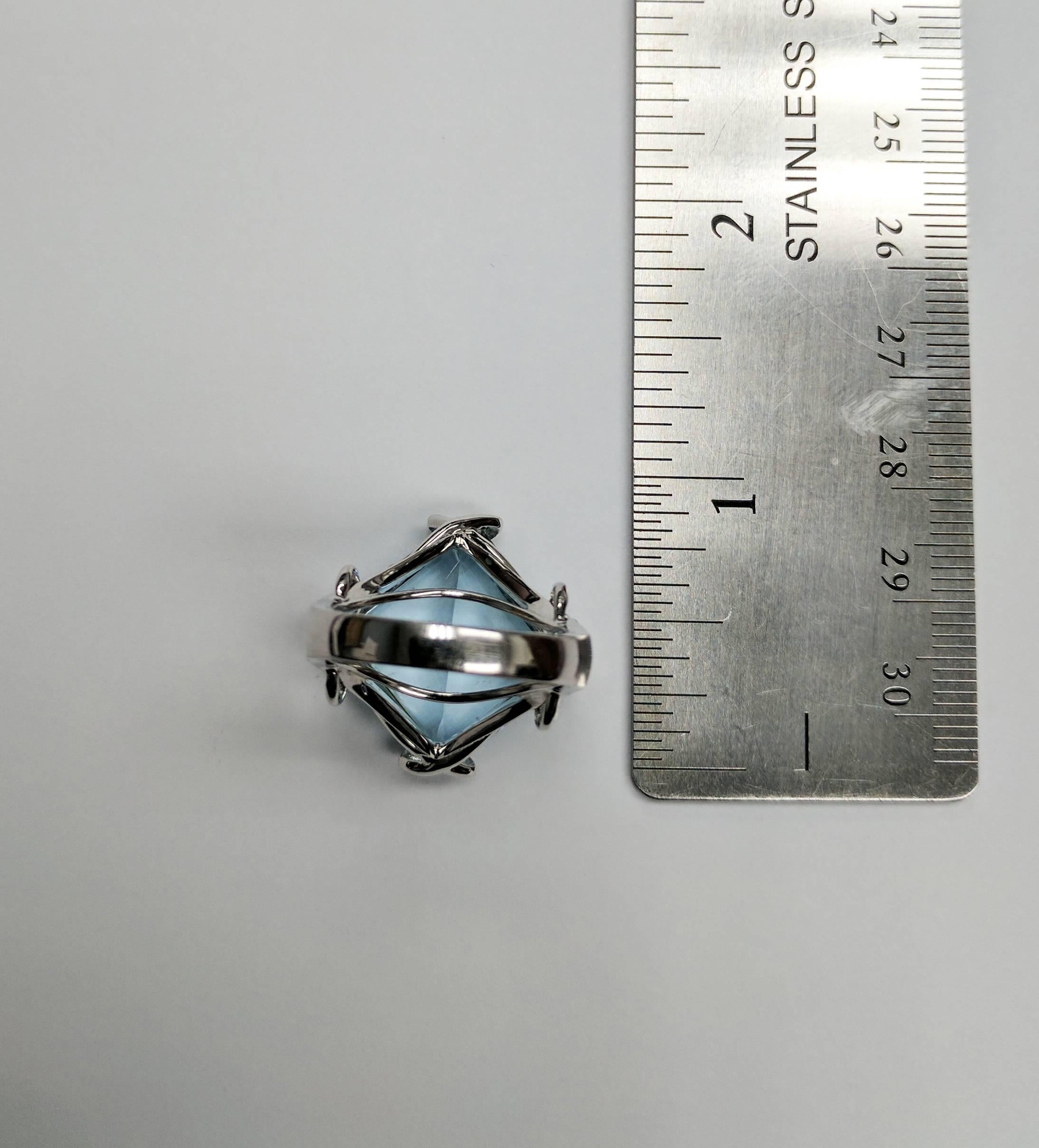 Women's or Men's Frederic Sage 21.07 Carat Aquamarine Diamond Ring For Sale