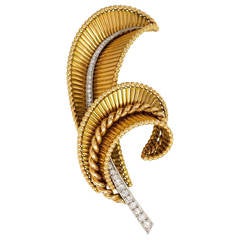 1950s French Diamond Gold Brooch