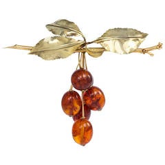 1940s Amber Gold Cherry Motif Brooch 9