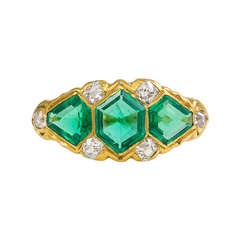 Victorian Emerald Diamond Gold Ring