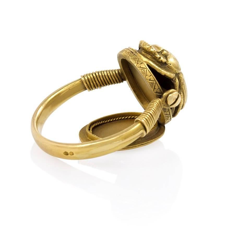 Art Deco Ägyptisches Revival Poison Swivel Skarabäus-Motiv Ring im Zustand „Hervorragend“ in New York, NY