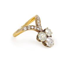 Antiker Goldring mit Diamanten im Minenschliff