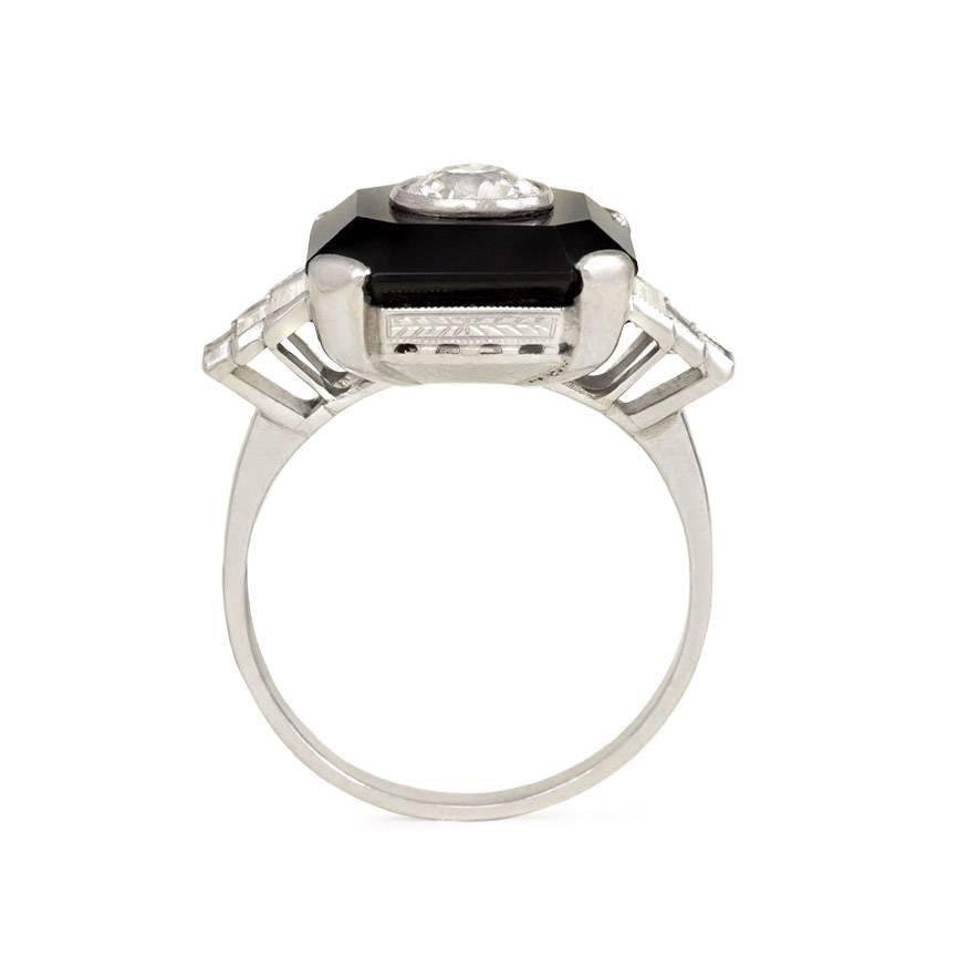 Art Deco Onyx Diamond Platinum ring In Excellent Condition In New York, NY