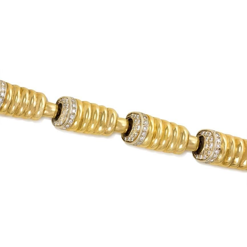 Modernist 1970s Italian Gold and Diamond Ribbed Oblong Link Bracelet