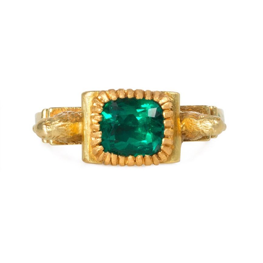 French Mid-19th Century Gold, Emerald, and Enamel Egyptian Revival Ring In Good Condition In New York, NY