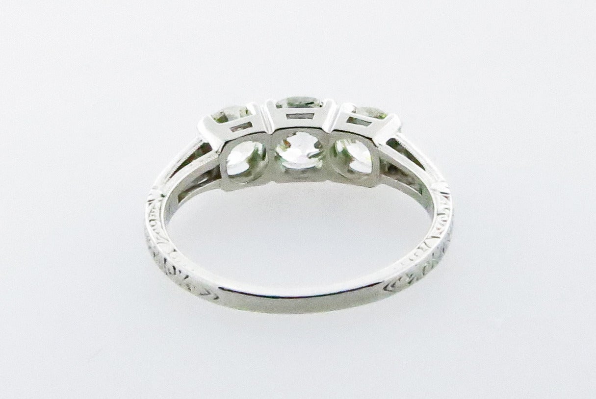 1920s Three Stone Diamond Platinum Engagement Ring In Excellent Condition In Lambertville, NJ