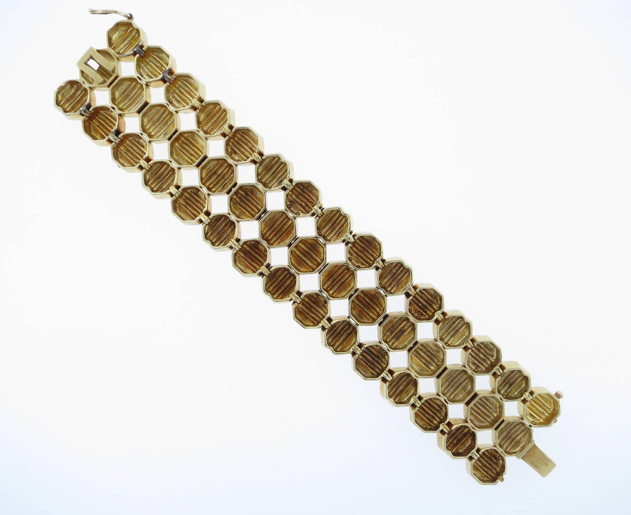 Geometric Puzzle Link Heavy Gold Bracelet In Excellent Condition For Sale In Lambertville, NJ