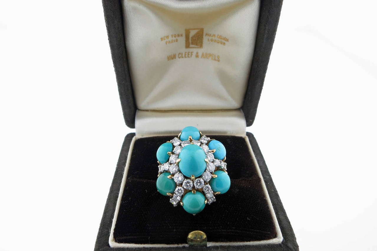 Glorious Van Cleef & Arpels Turquoise Diamond Gold Cocktail Ring 2