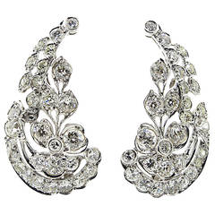 1930s Elegant Diamond Platinum Plume Design Earrings