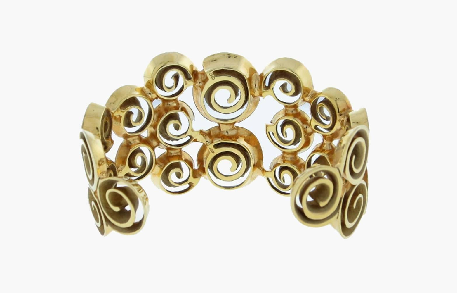 Links of London Diamond Gold Cuff Bracelet  In Excellent Condition In Lambertville, NJ