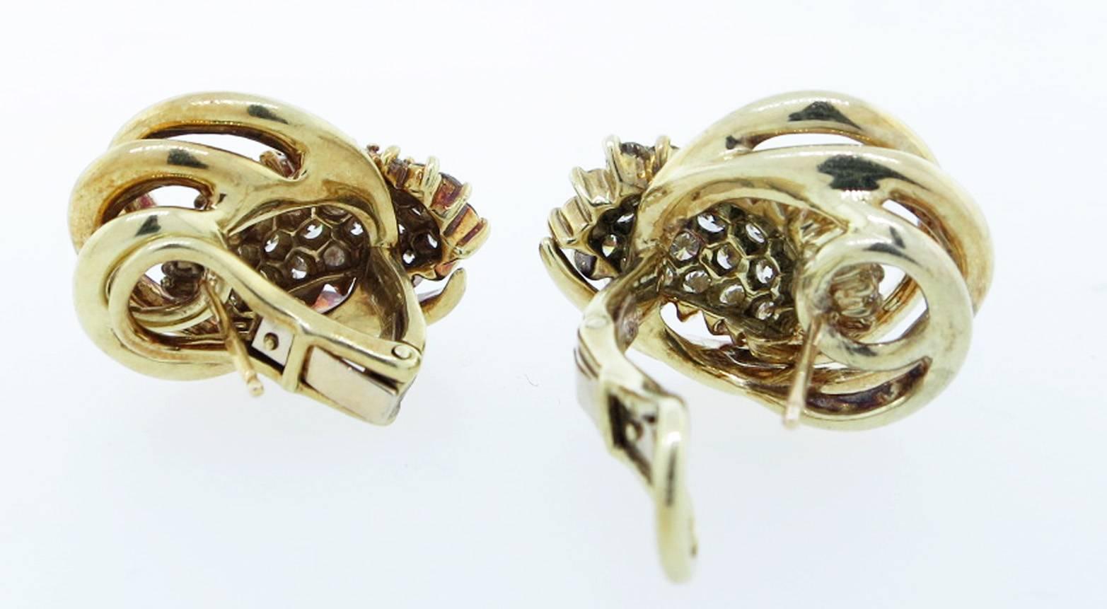  Jose Hess Artistic Diamond Gold Cornucopia Earrings In Excellent Condition For Sale In Lambertville, NJ