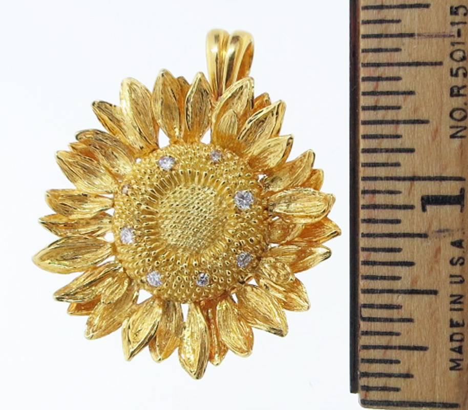 ASPREY Diamond Sunflower Pendant In New Condition In Lambertville, NJ