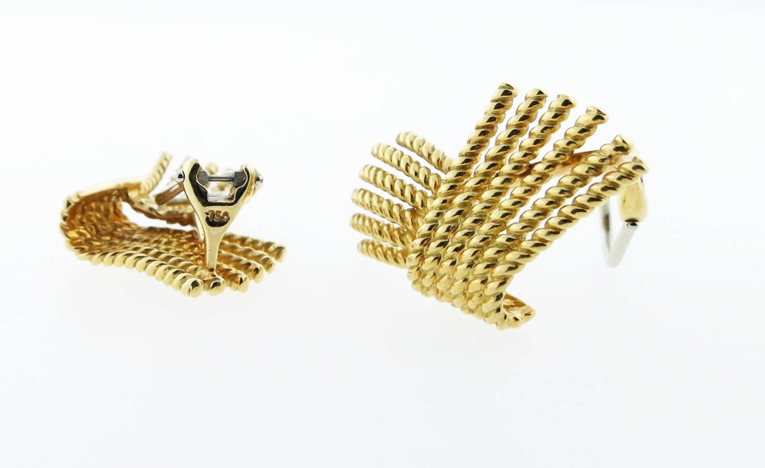 Tiffany & Co. Schlumberger Gold Earclips In Excellent Condition For Sale In Lambertville, NJ
