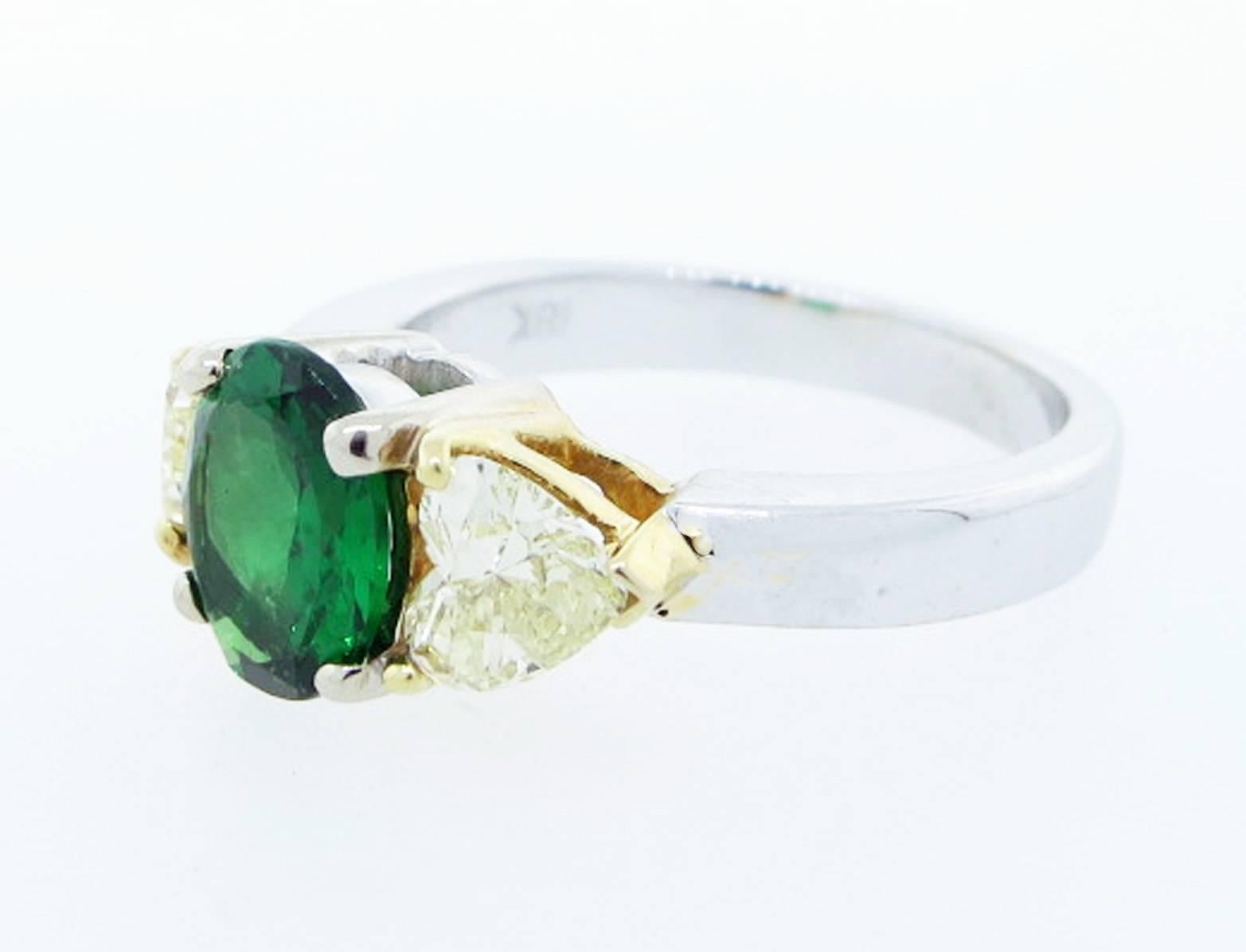 Natural Tsavorite and Yellow Diamond Ring In New Condition For Sale In Lambertville, NJ