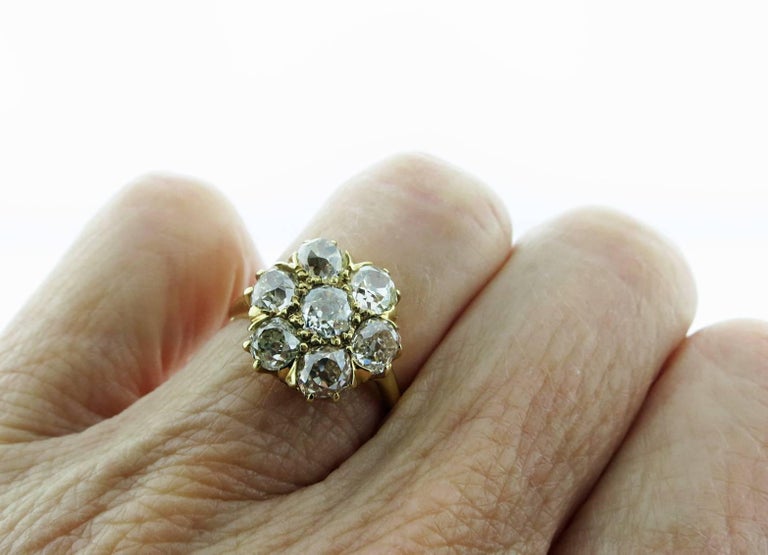 Antique Mine Cut Diamond Flower Ring In Good Condition For Sale In Lambertville, NJ