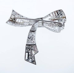 Platinum Art Deco Diamond Bow Brooch Necklace