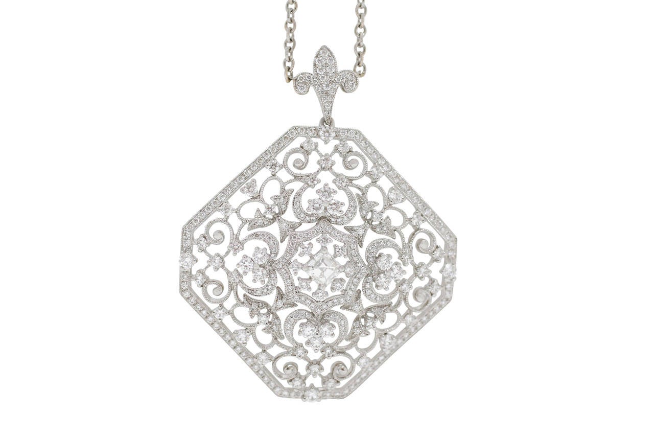 Breathtaking Diamond Center Gold Octagonal Filigree Pendant Necklace