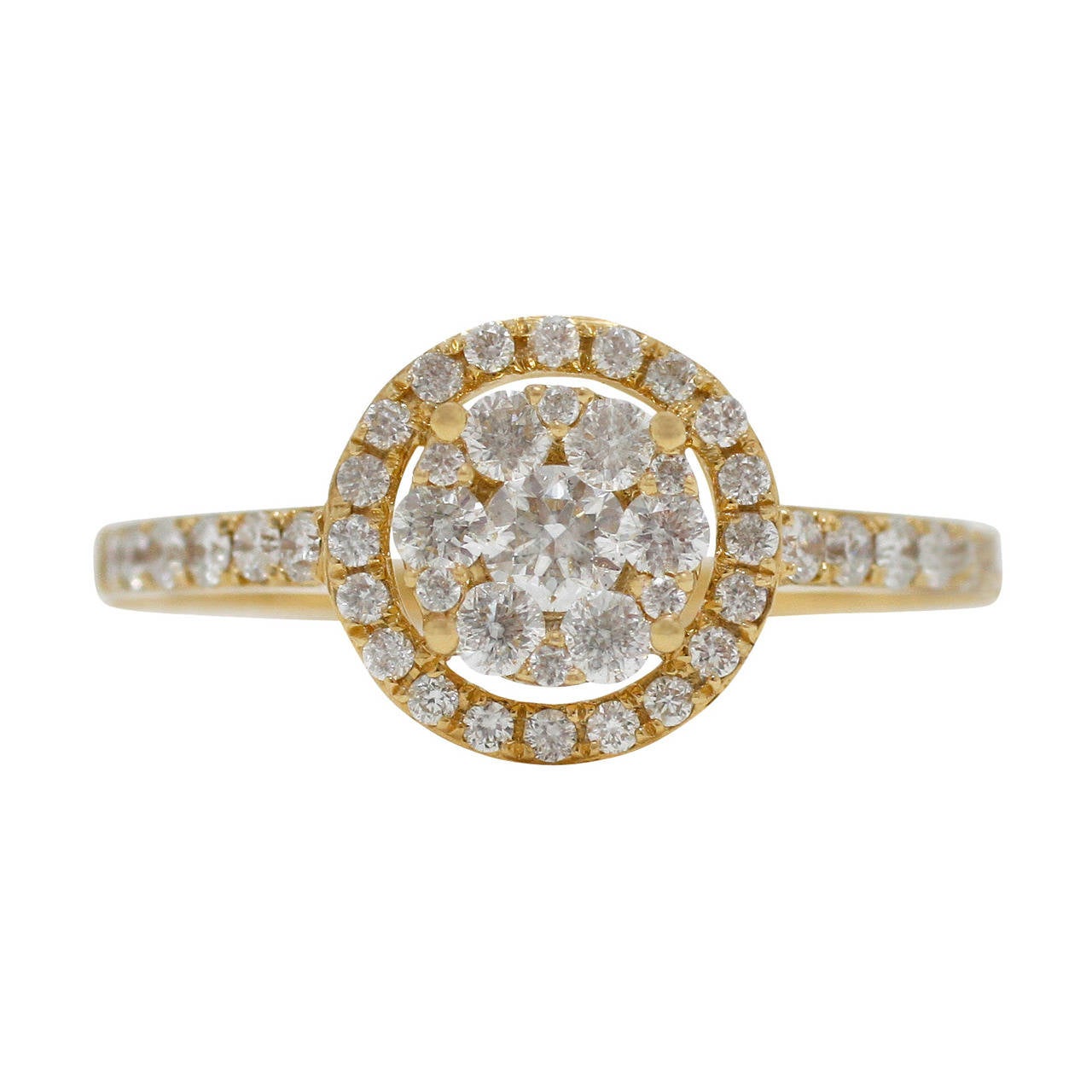 Elegant Gold Round Diamond Cluster with Diamond Halo Ring For Sale