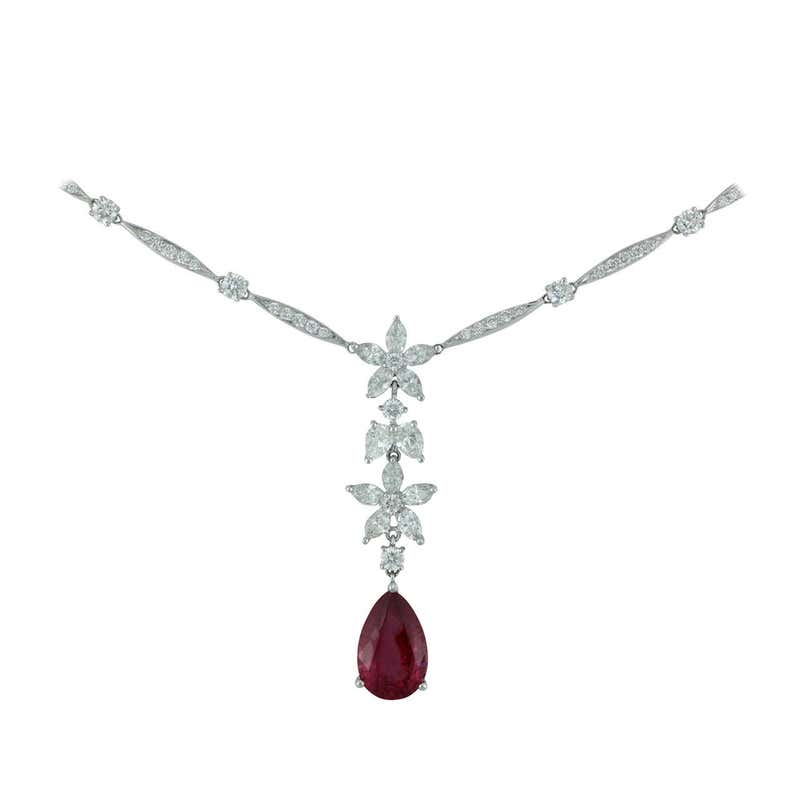 Beautiful Pear Shaped Pink Spinel Diamond Necklace For Sale at 1stDibs