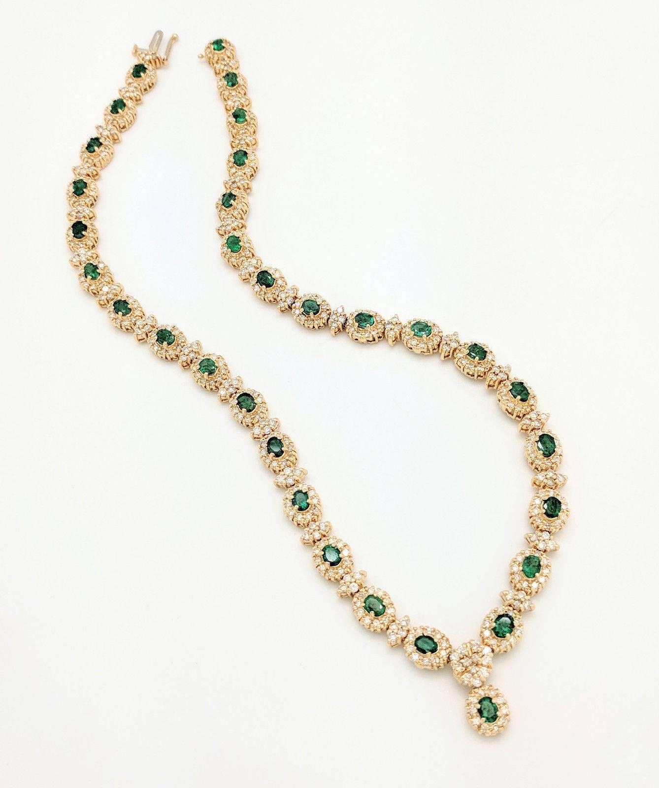 14 Karat Gold 16.72 Carat Emerald and Diamond Tennis Necklace 54.8 Grams In Excellent Condition For Sale In Gainesville, FL