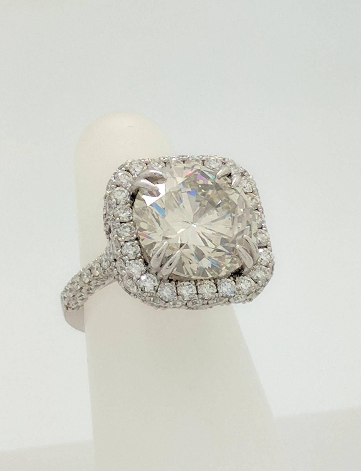 Modern GIA 10.02ct Natural Round Diamond Engagement Ring Platinum Setting 3.60cts For Sale