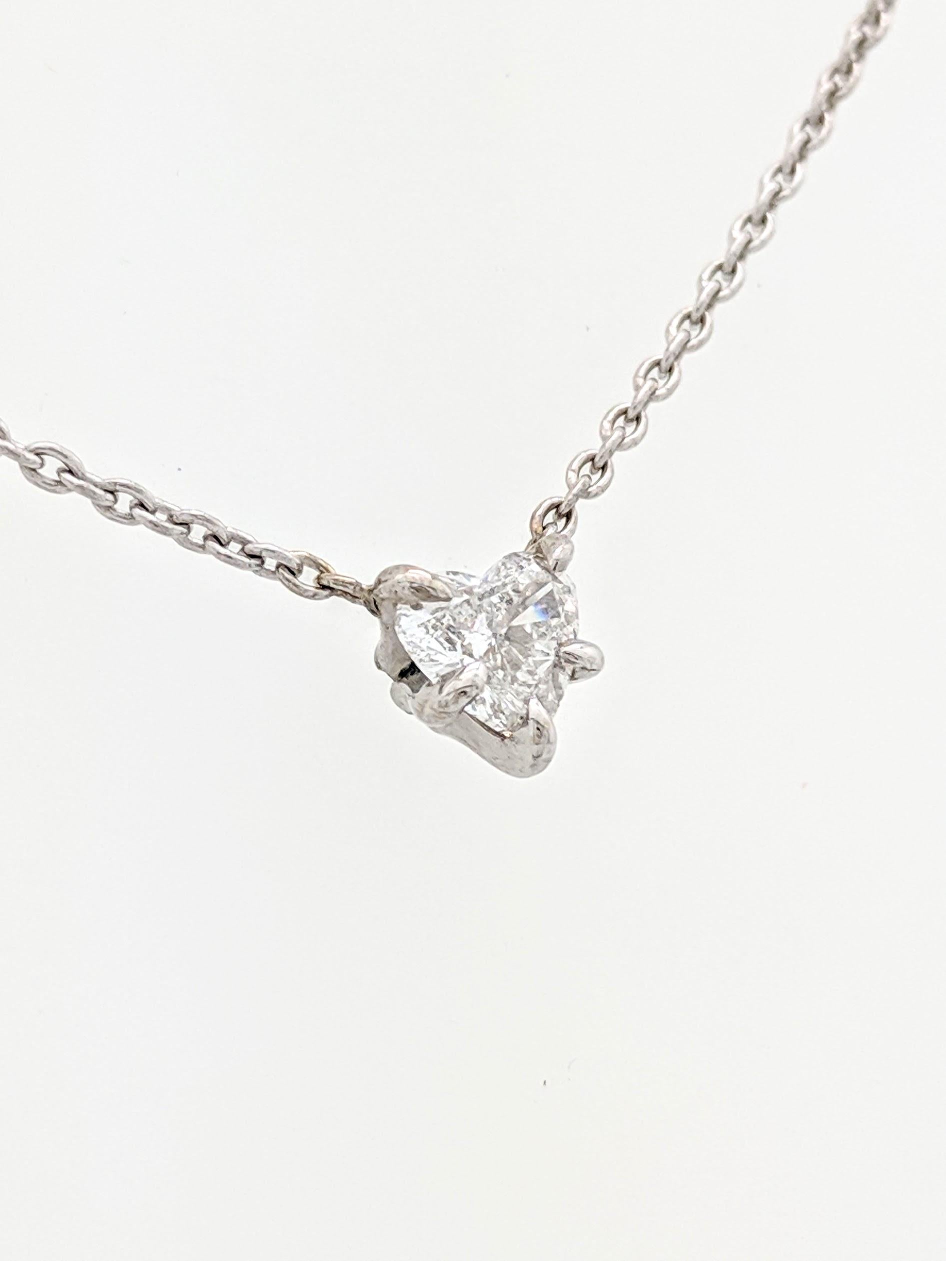 Women's or Men's .63 Carat Heart Shaped Diamond Pendant Necklace SI1/H For Sale