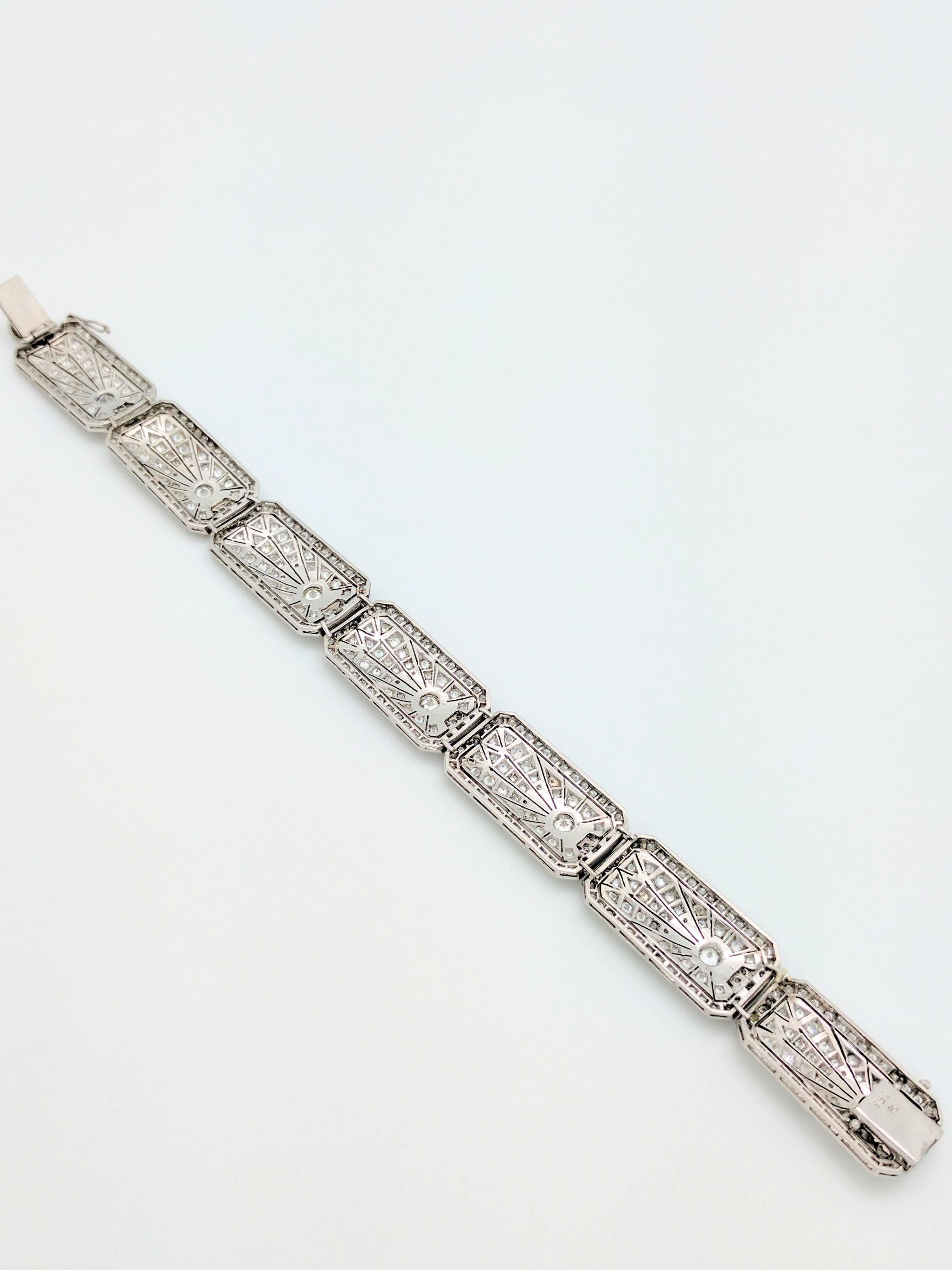 Art Deco 8.68 Carat Diamonds Platinum Bracelet 2