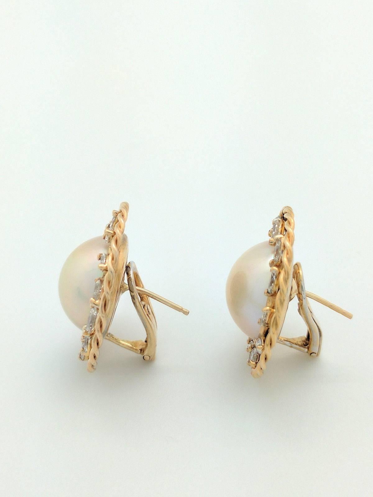 3.00 Carats Marquise Diamonds and Mabe Pearl Earrings In Excellent Condition For Sale In Gainesville, FL