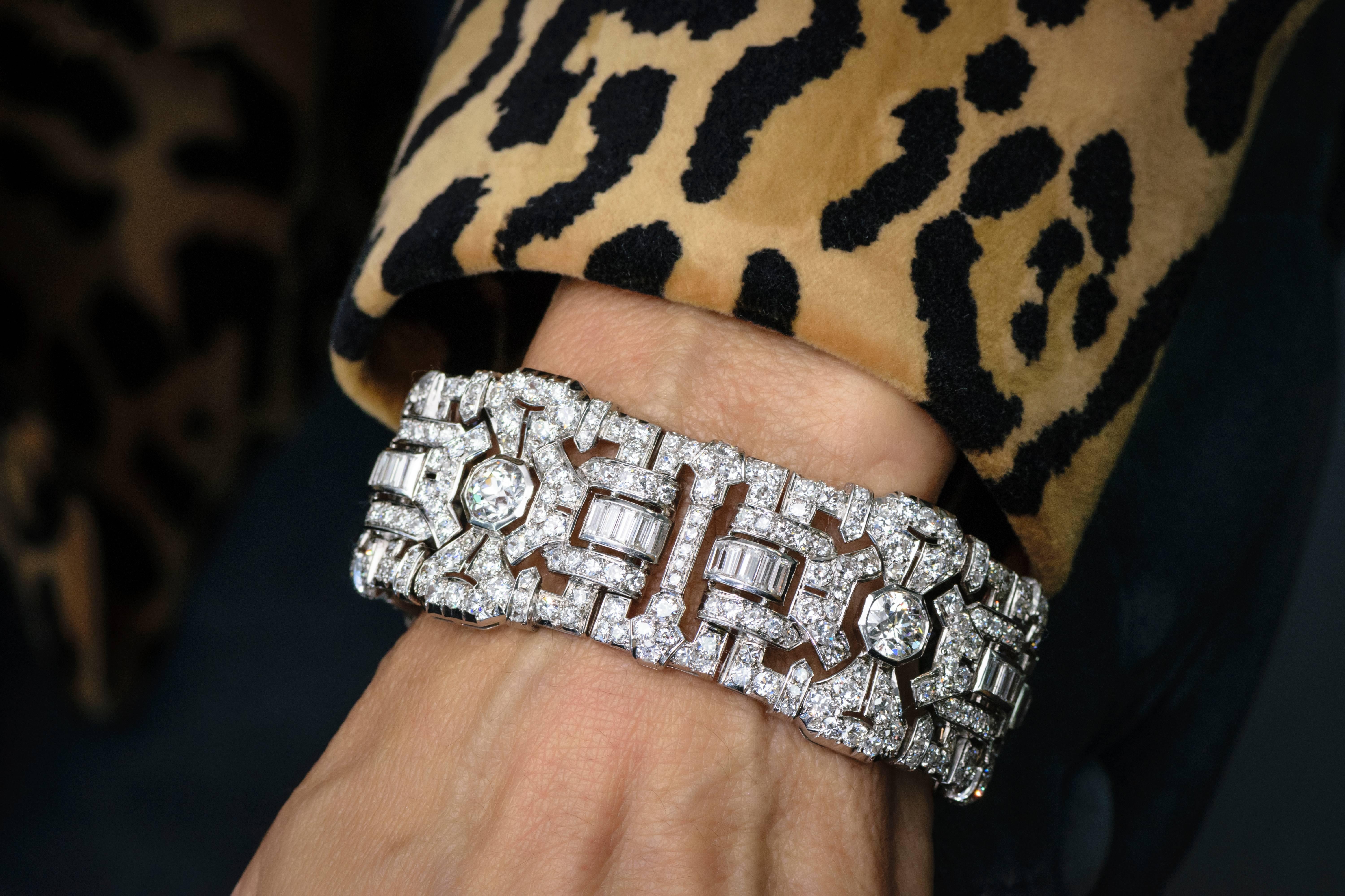 Women's 29 Carat French Art Deco Diamond Platinum Bracelet